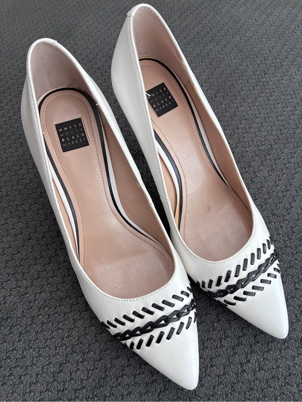 White House Black Market Olivia Whipstitch Pumps, Size 8.5